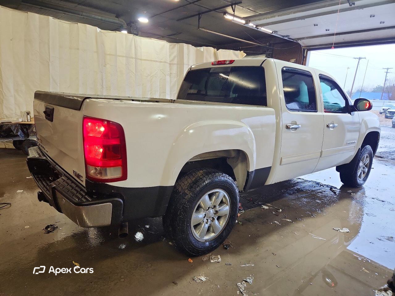 GMC Sierra 2011