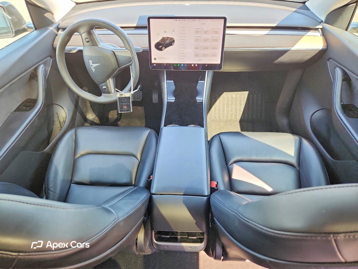 Tesla Model Y 2021