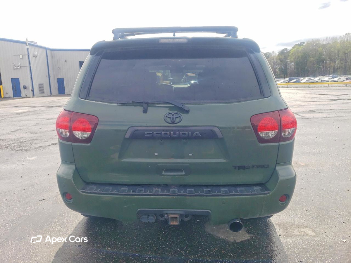 Toyota Sequoia 2020