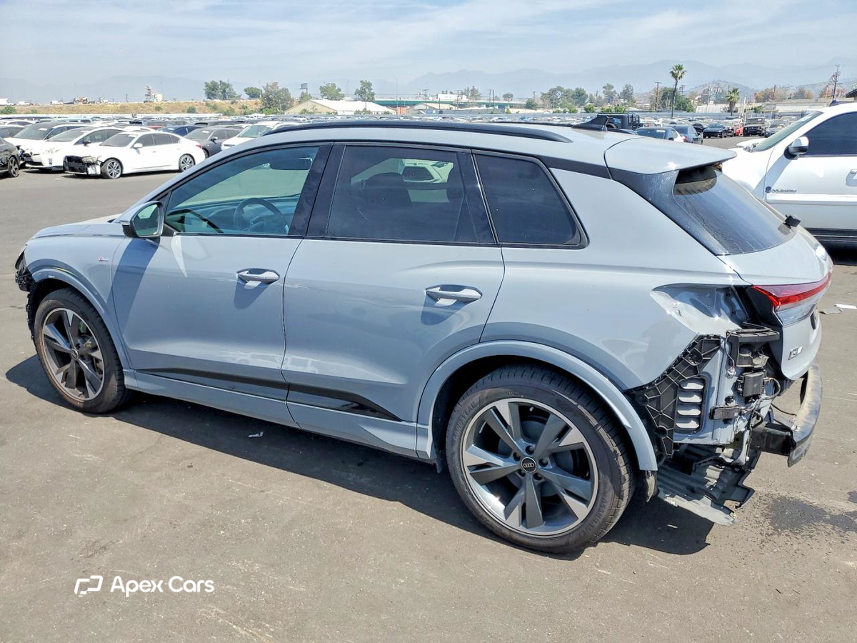 Audi Q4 e-tron 2024