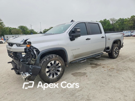 Chevrolet Silverado 2021 - Image 1 of 13