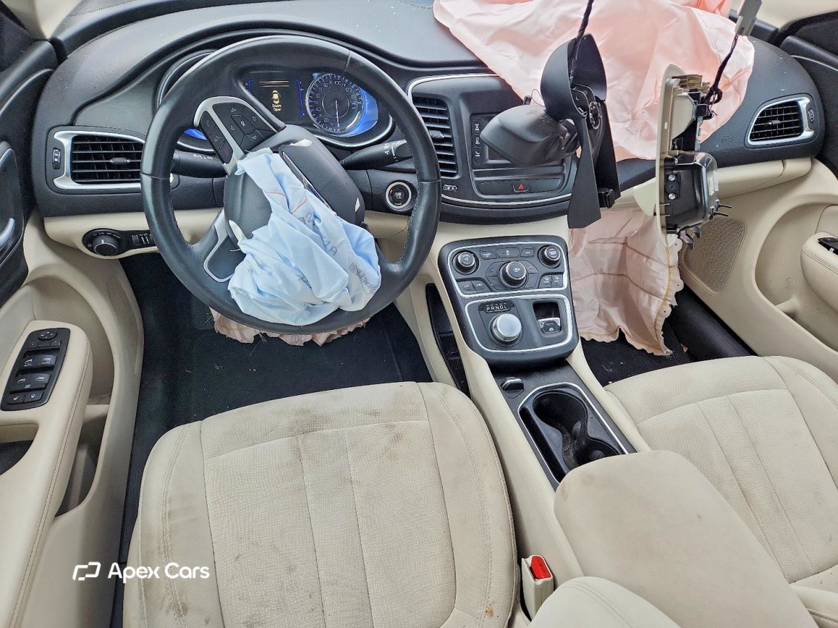 Chrysler 200 2015