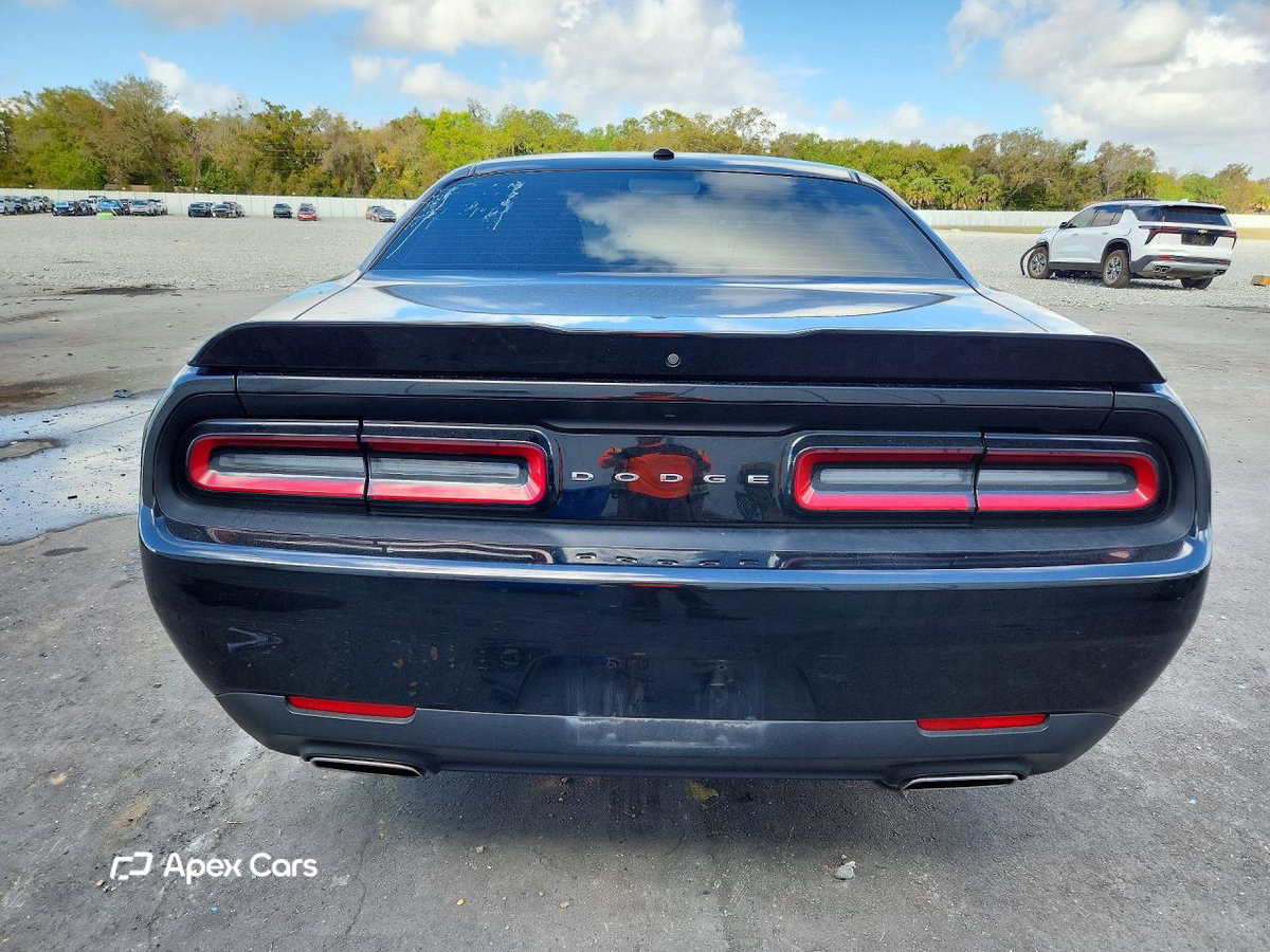 Dodge Challenger 2021