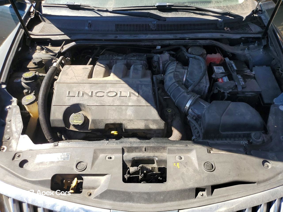 Lincoln MKS 2010