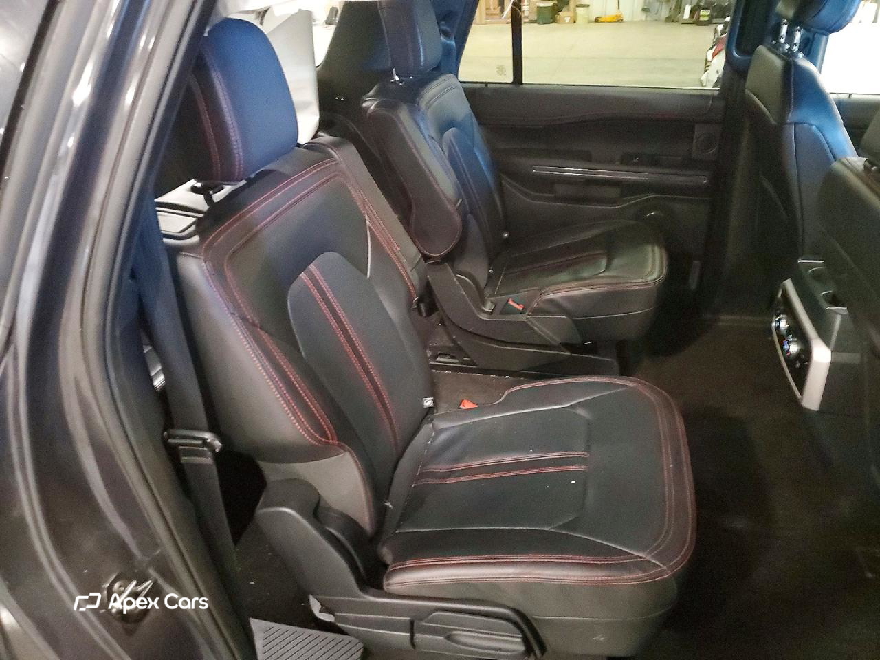 Ford Expedition 2022