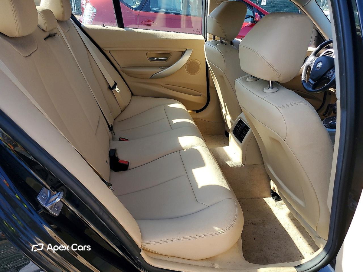 BMW Series 3 2016