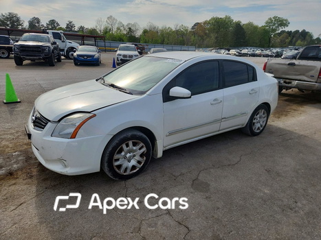 Nissan Sentra 2012 - Image 1 of 12