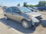 Nissan Versa 2015