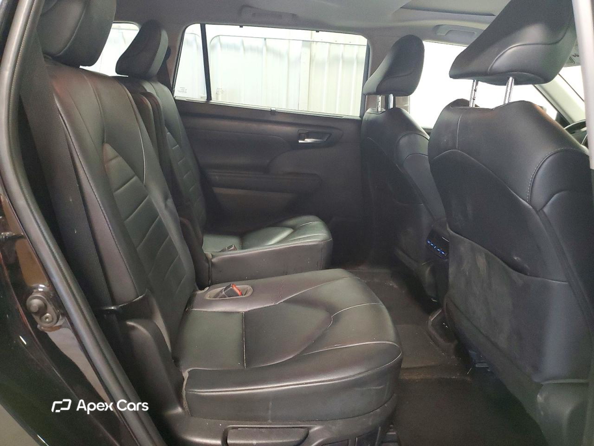Toyota Highlander 2020