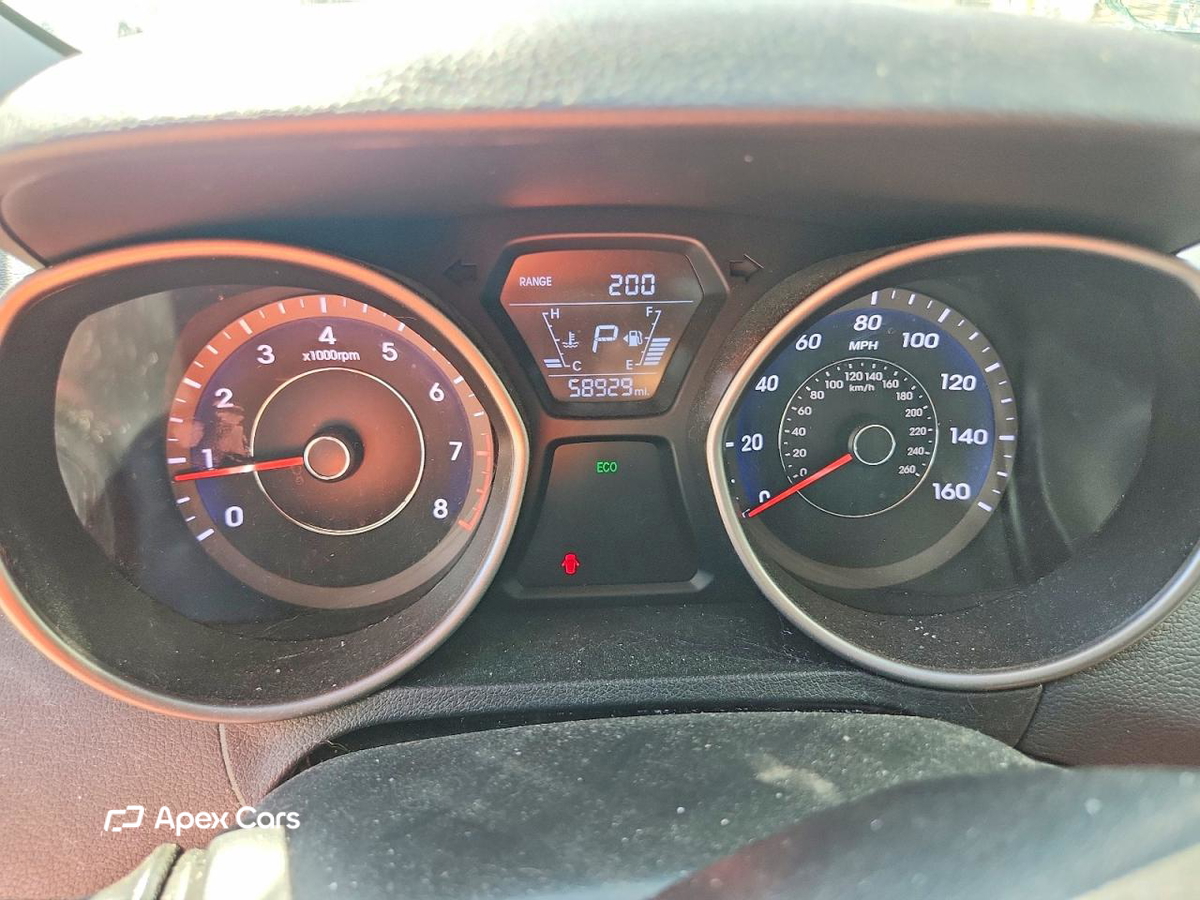 Hyundai Elantra 2016