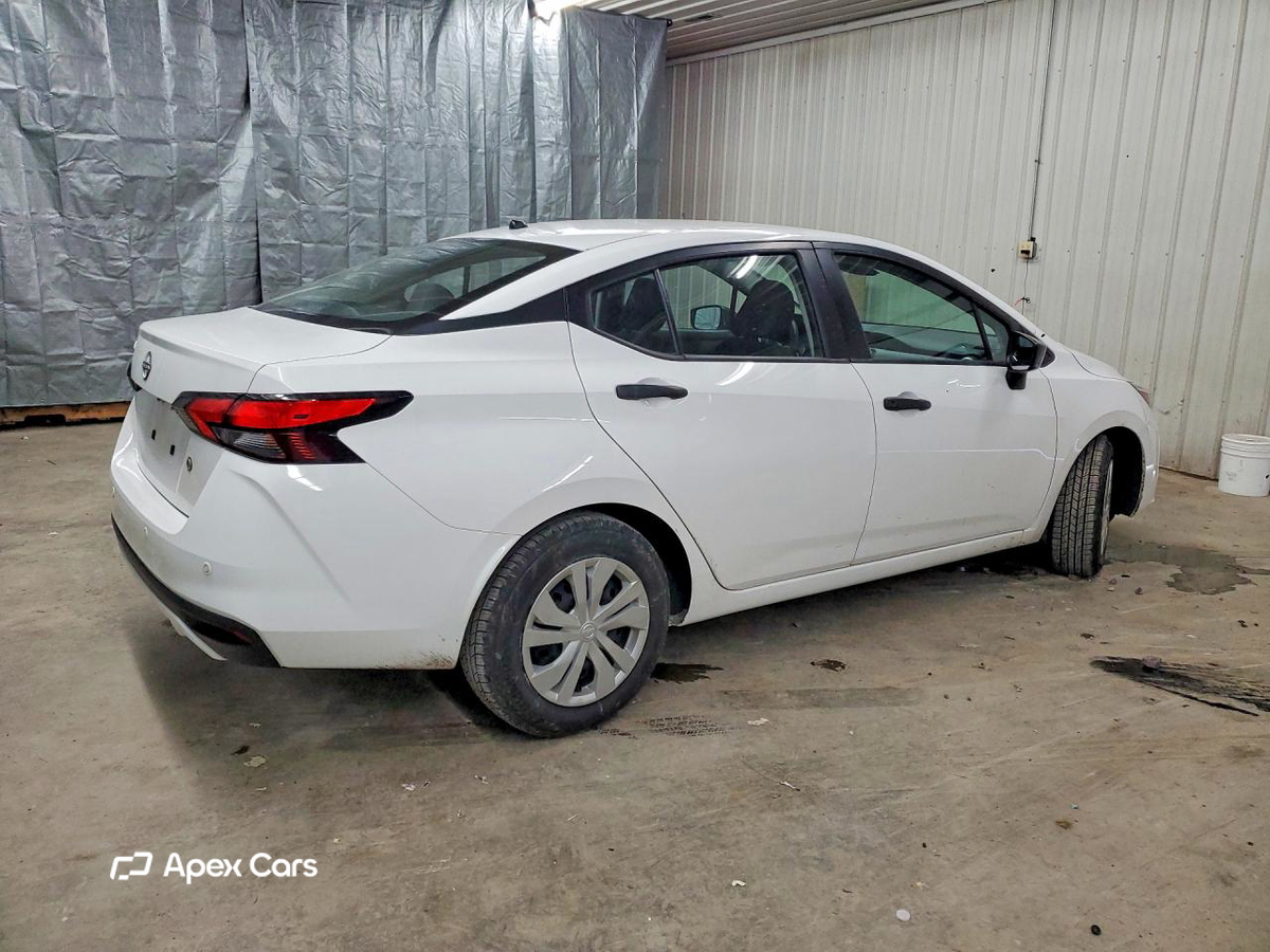 Nissan Versa 2023