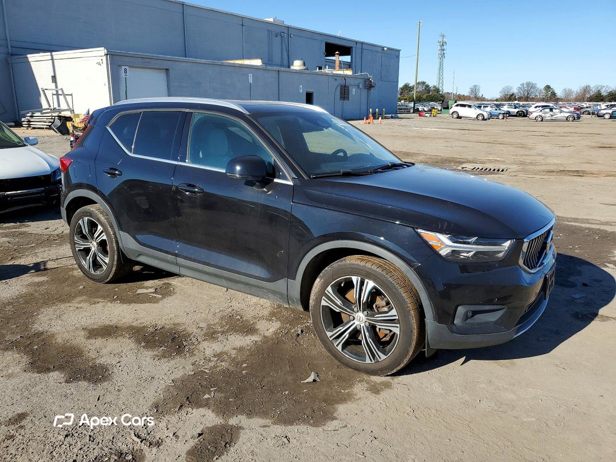 Volvo XC40 2020
