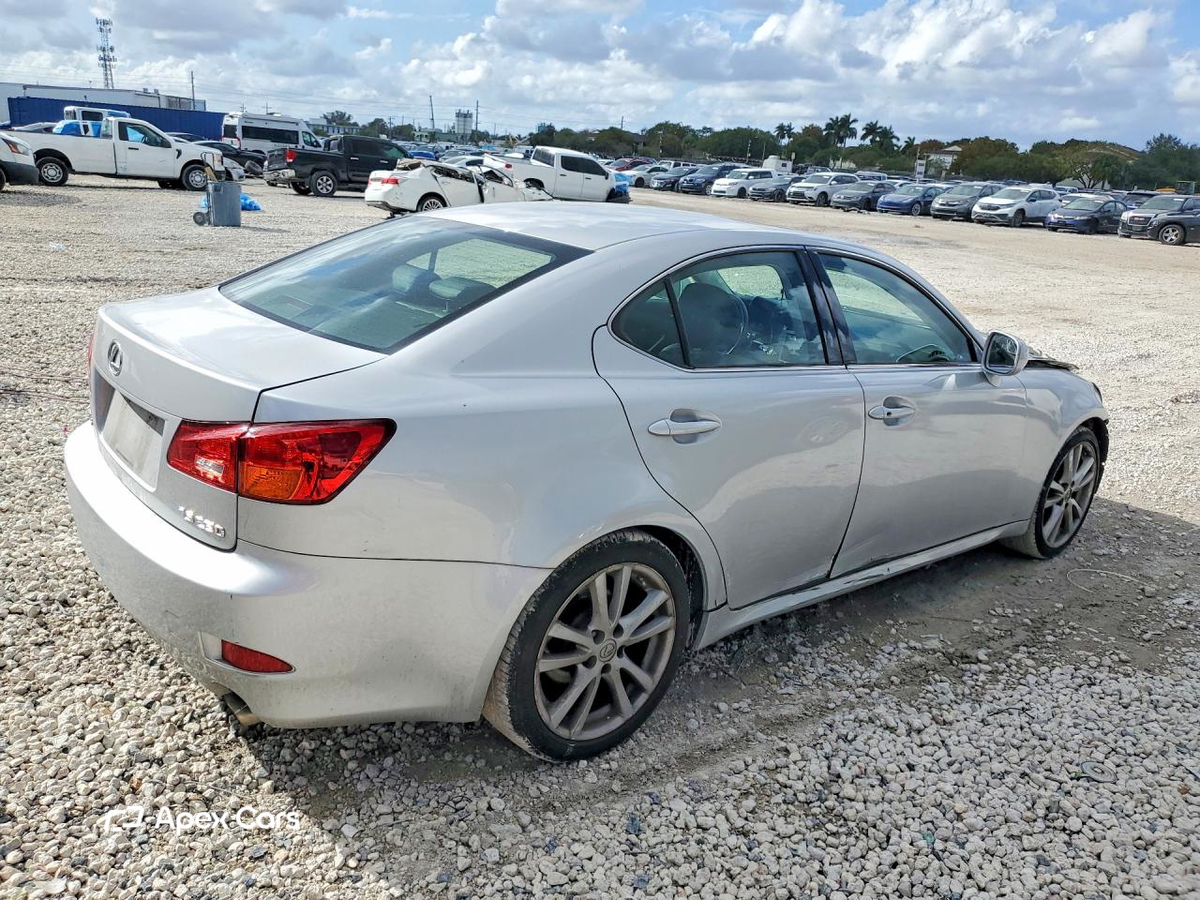 Lexus IS 2006