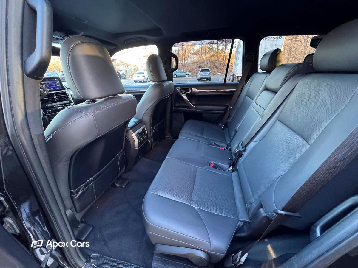 Lexus GX 2023