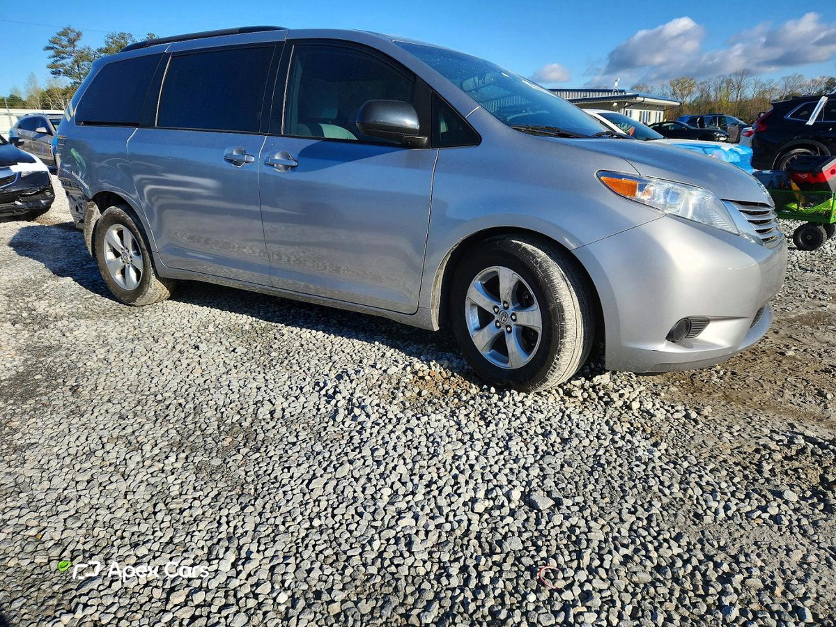 Toyota Sienna 2016