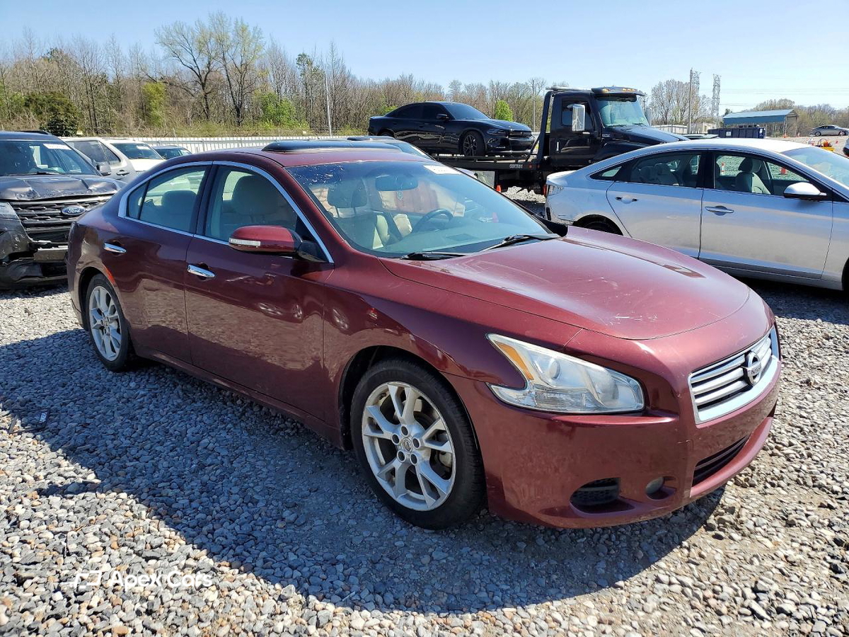 Nissan Maxima 2012