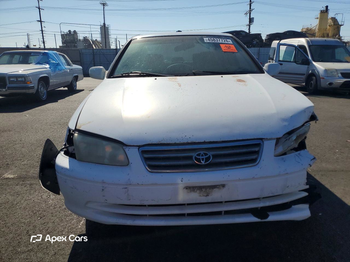 Toyota Camry 2000