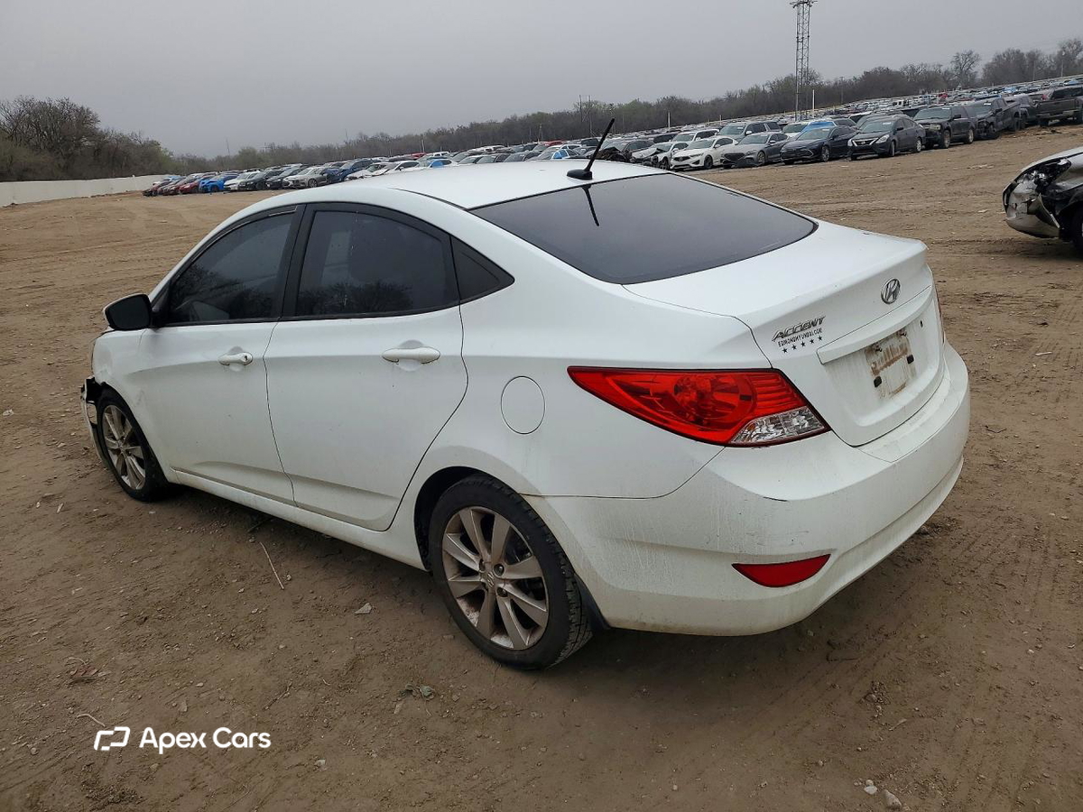 Hyundai Accent 2013