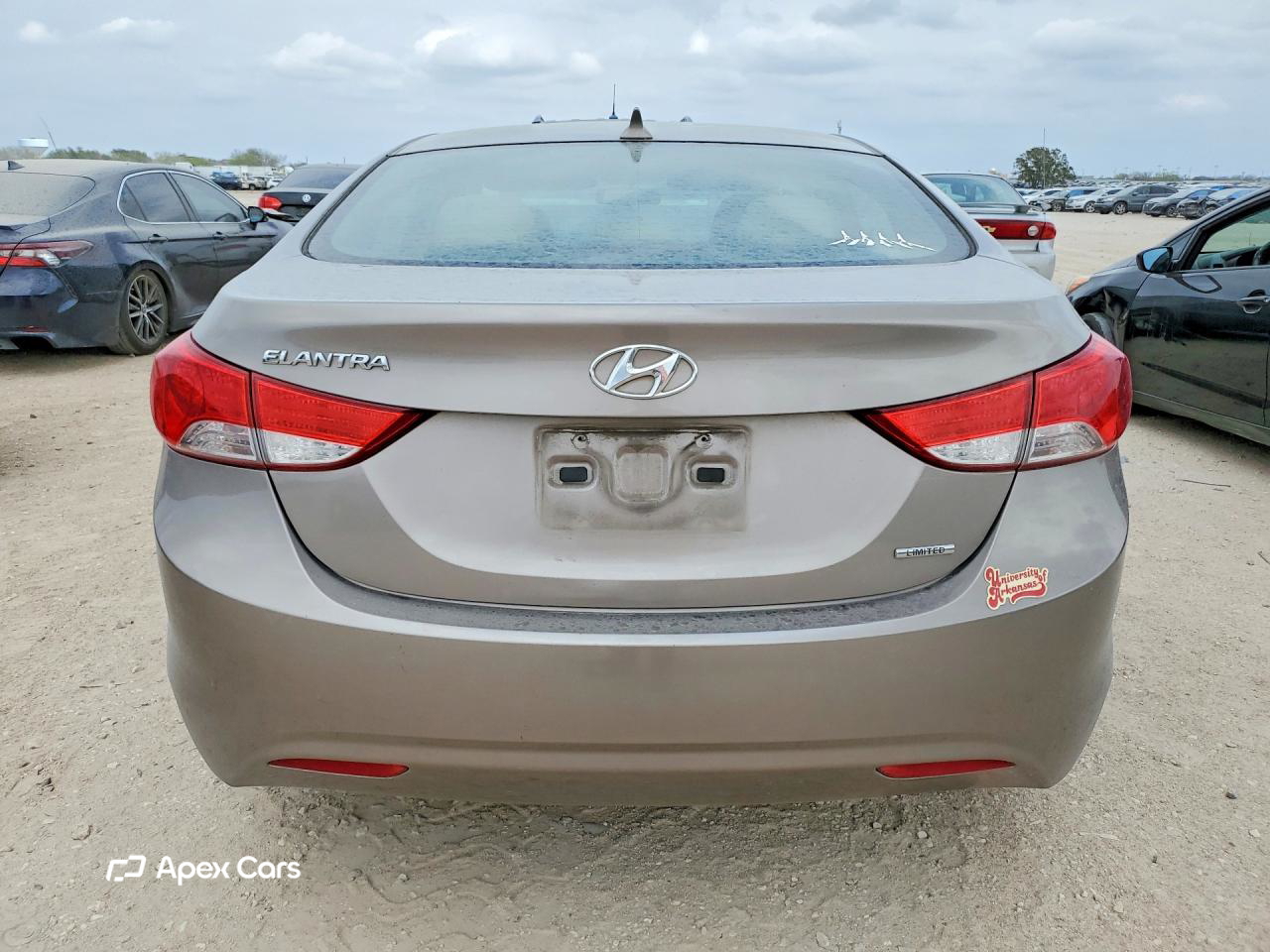 Hyundai Elantra 2011
