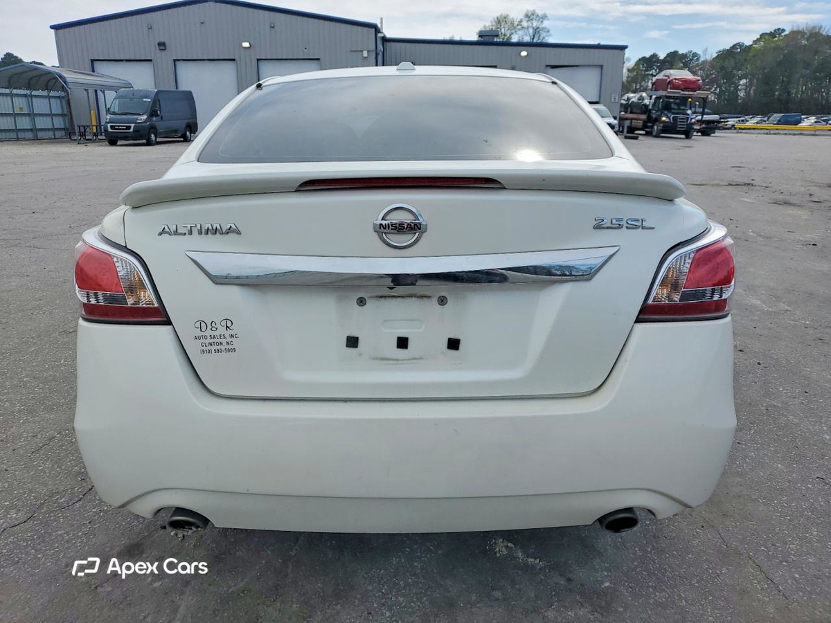 Nissan Altima 2014