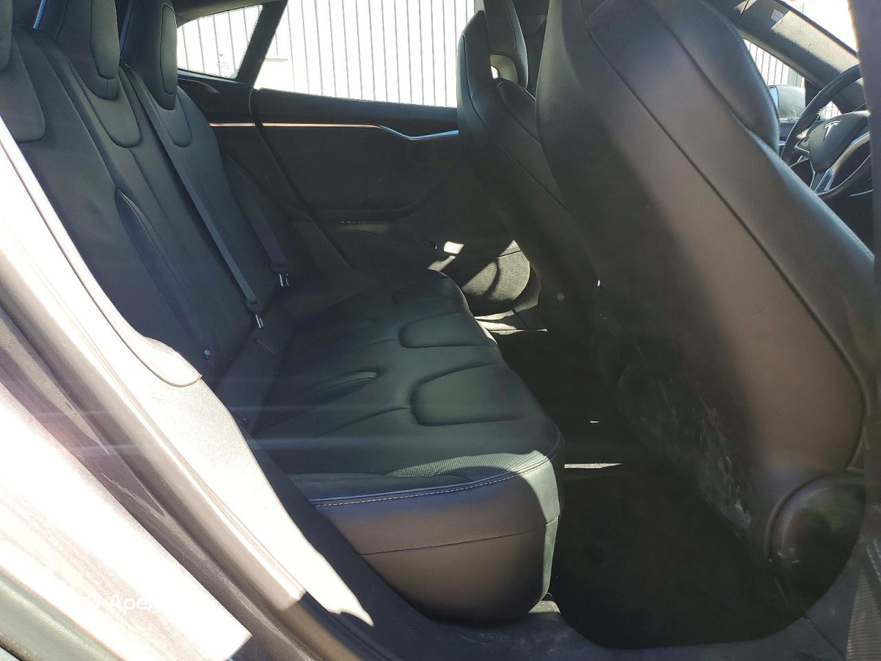 Tesla Model S 2016