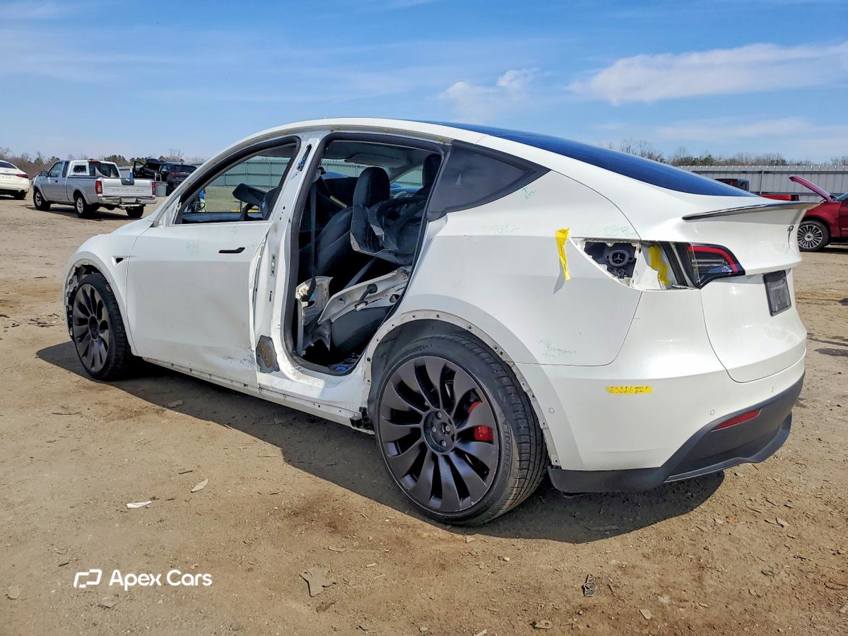 Tesla Model Y 2022