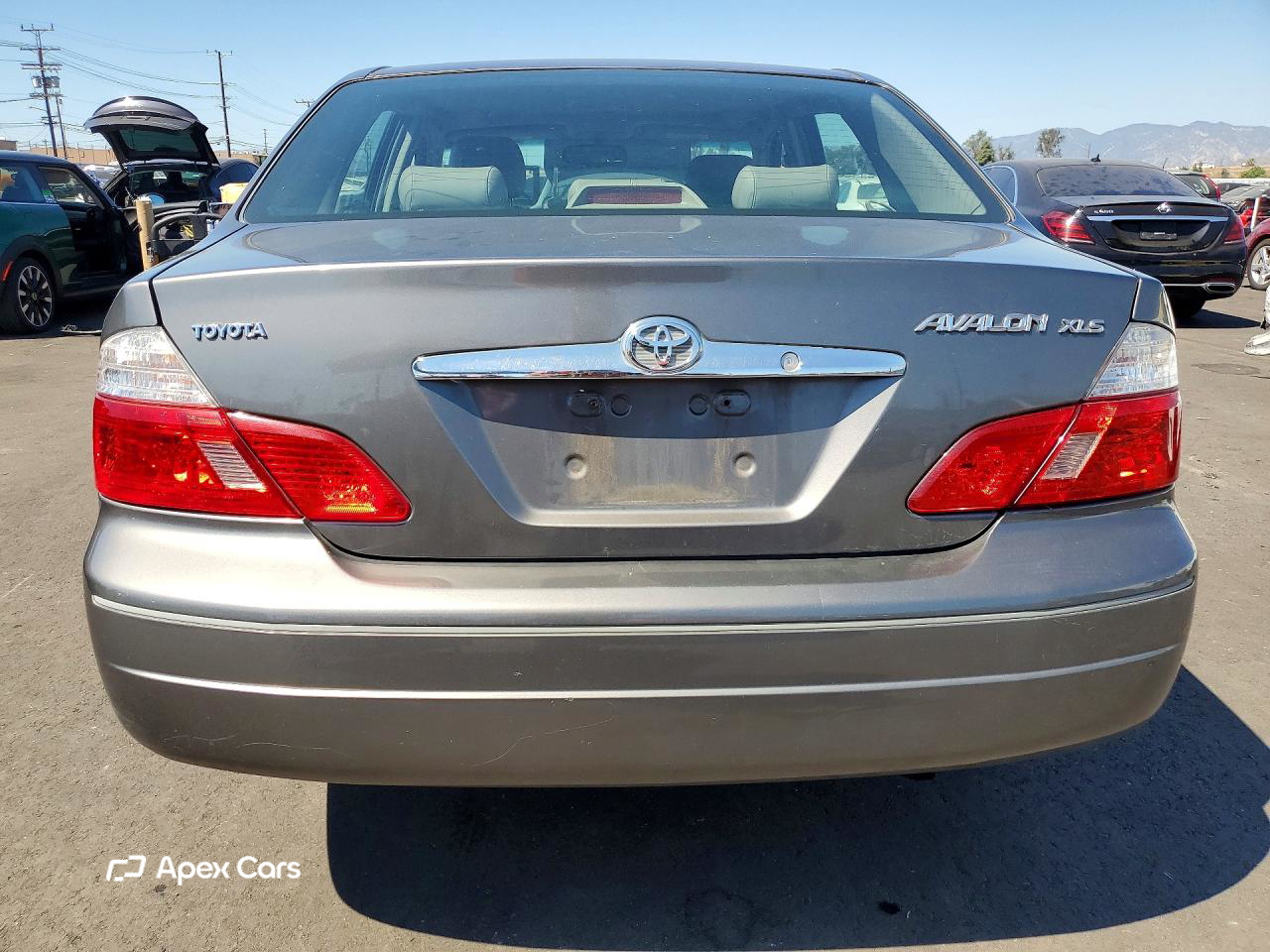 Toyota Avalon 2003