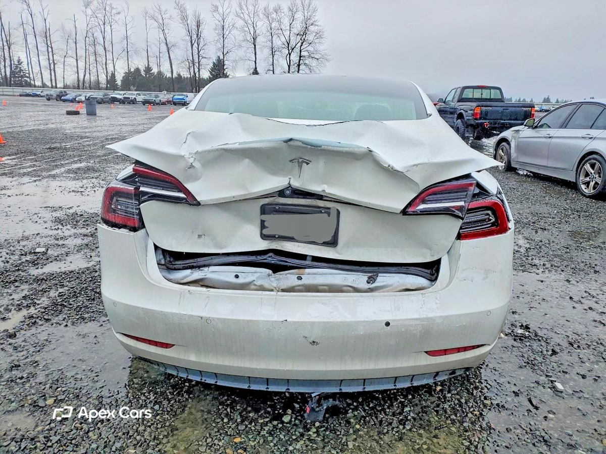 Tesla Model 3 2020