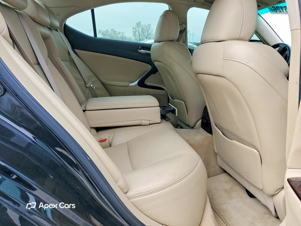 Lexus IS 2006