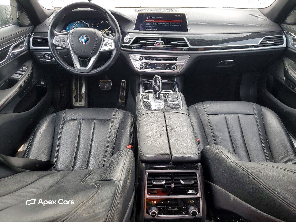 BMW Series 7 2019