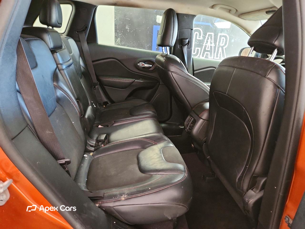 Jeep Cherokee 2016