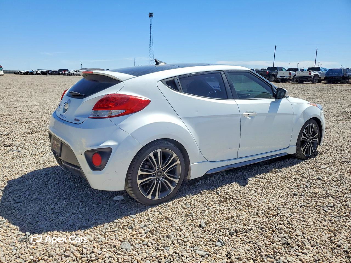 Hyundai Veloster 2016