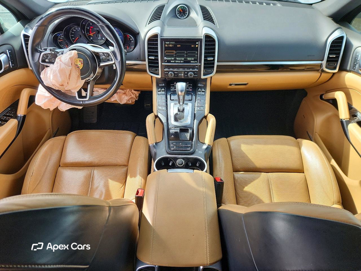 Porsche Cayenne 2016