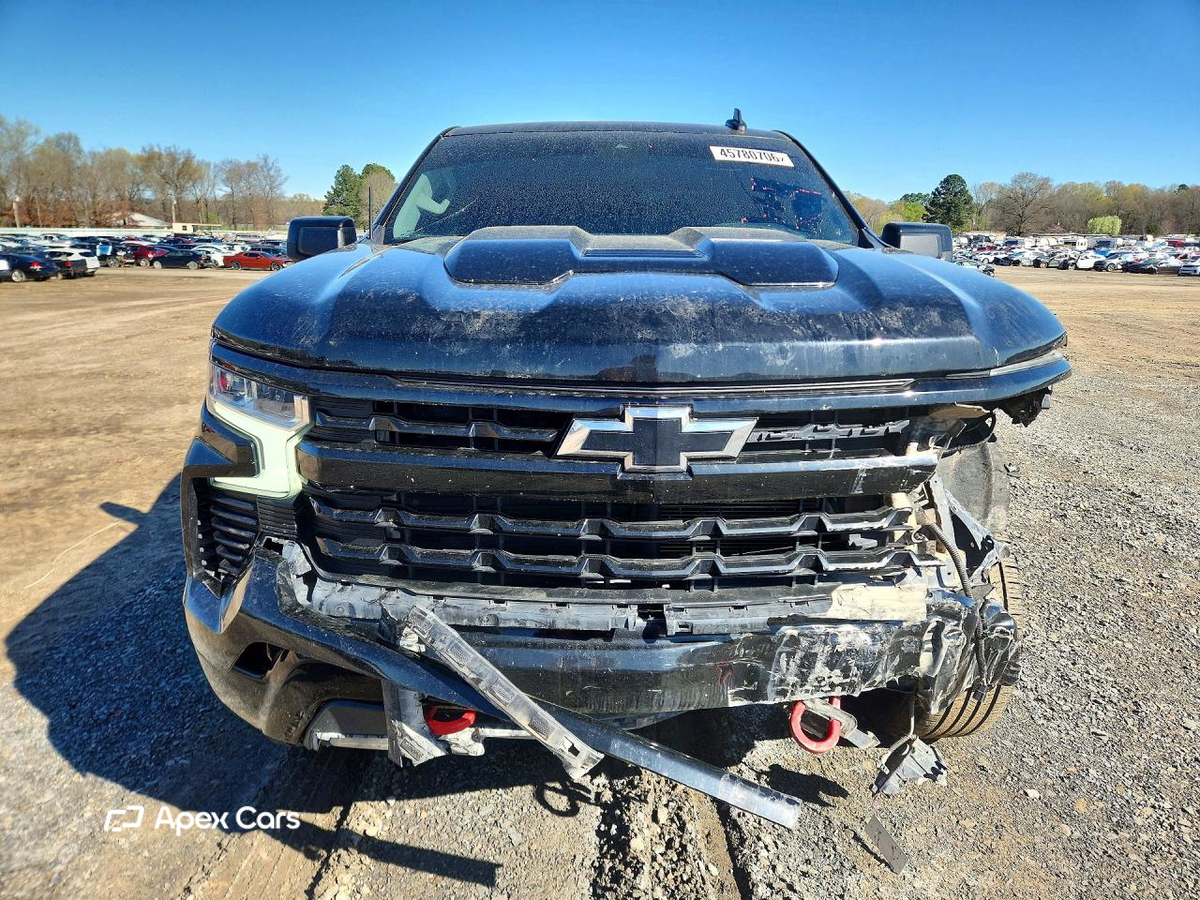 Chevrolet Silverado 2023