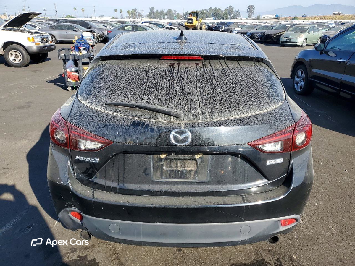 Mazda 3 2016