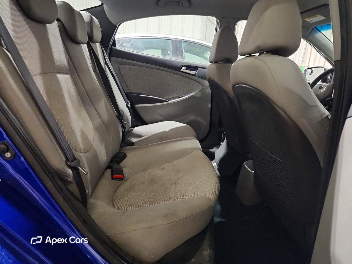 Hyundai Accent 2012