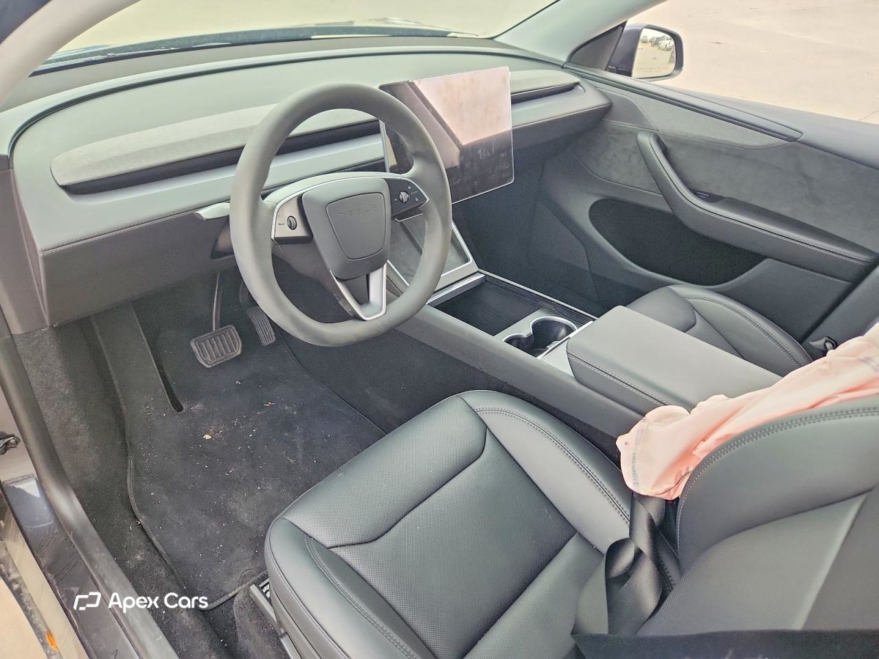 Tesla Model Y 2026