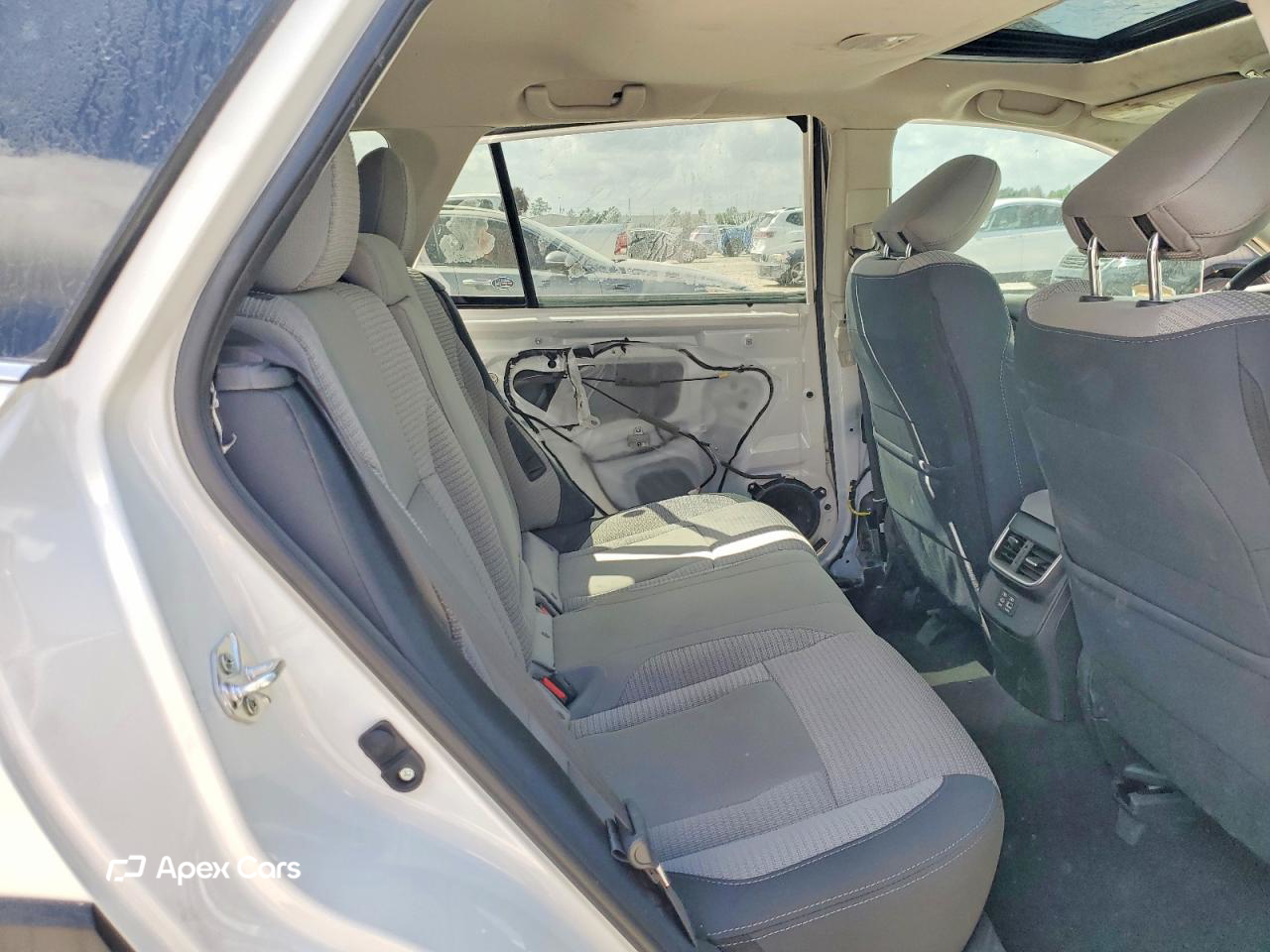 Subaru Outback 2025