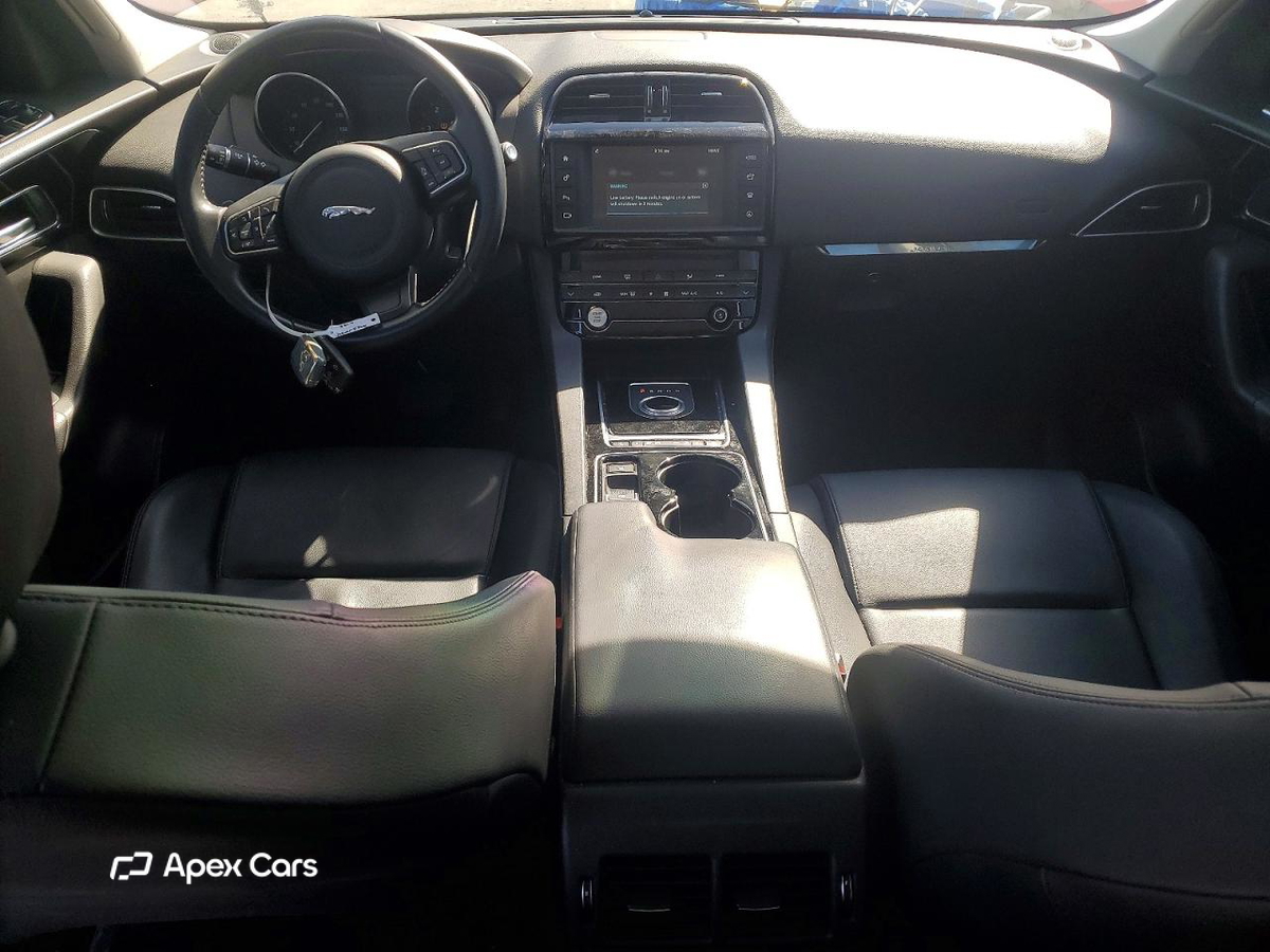 Jaguar F-Pace 2017