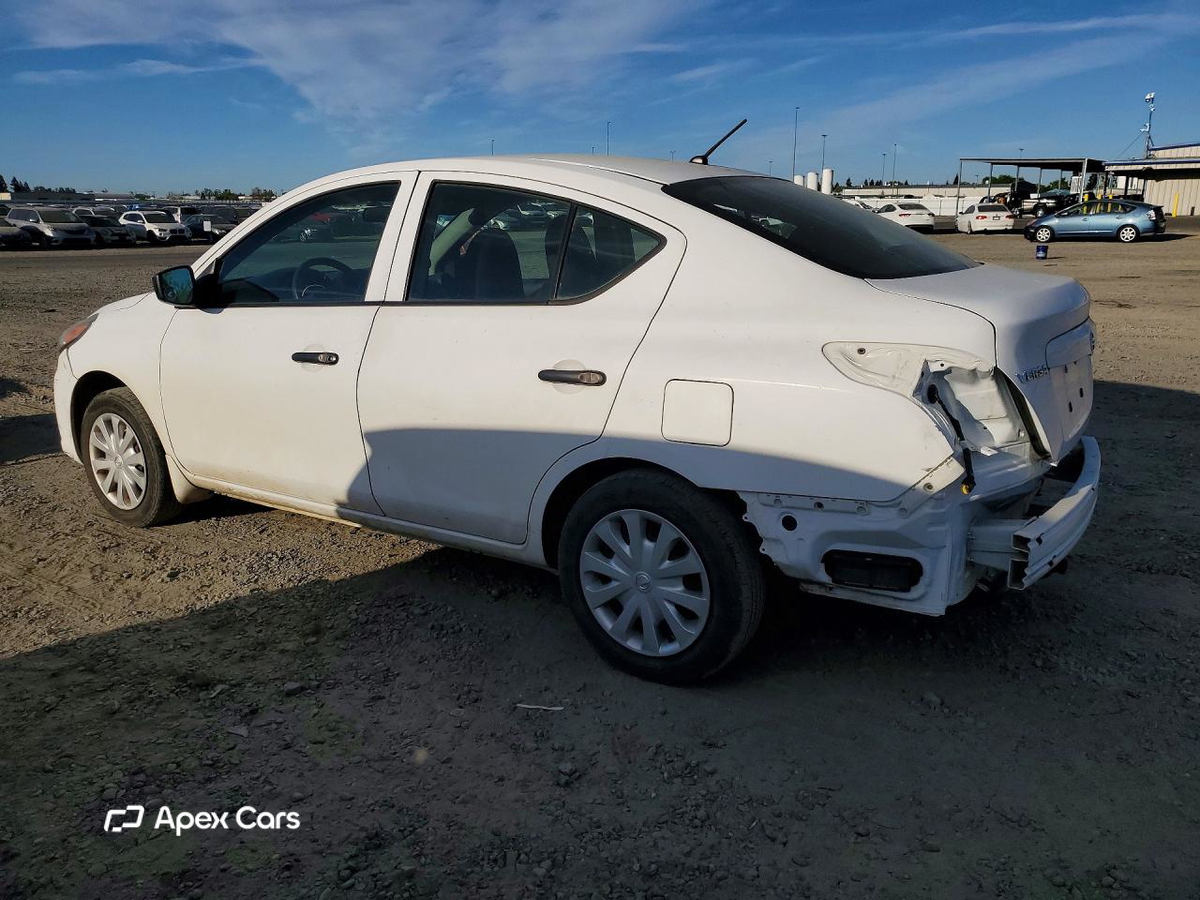 Nissan Versa 2016