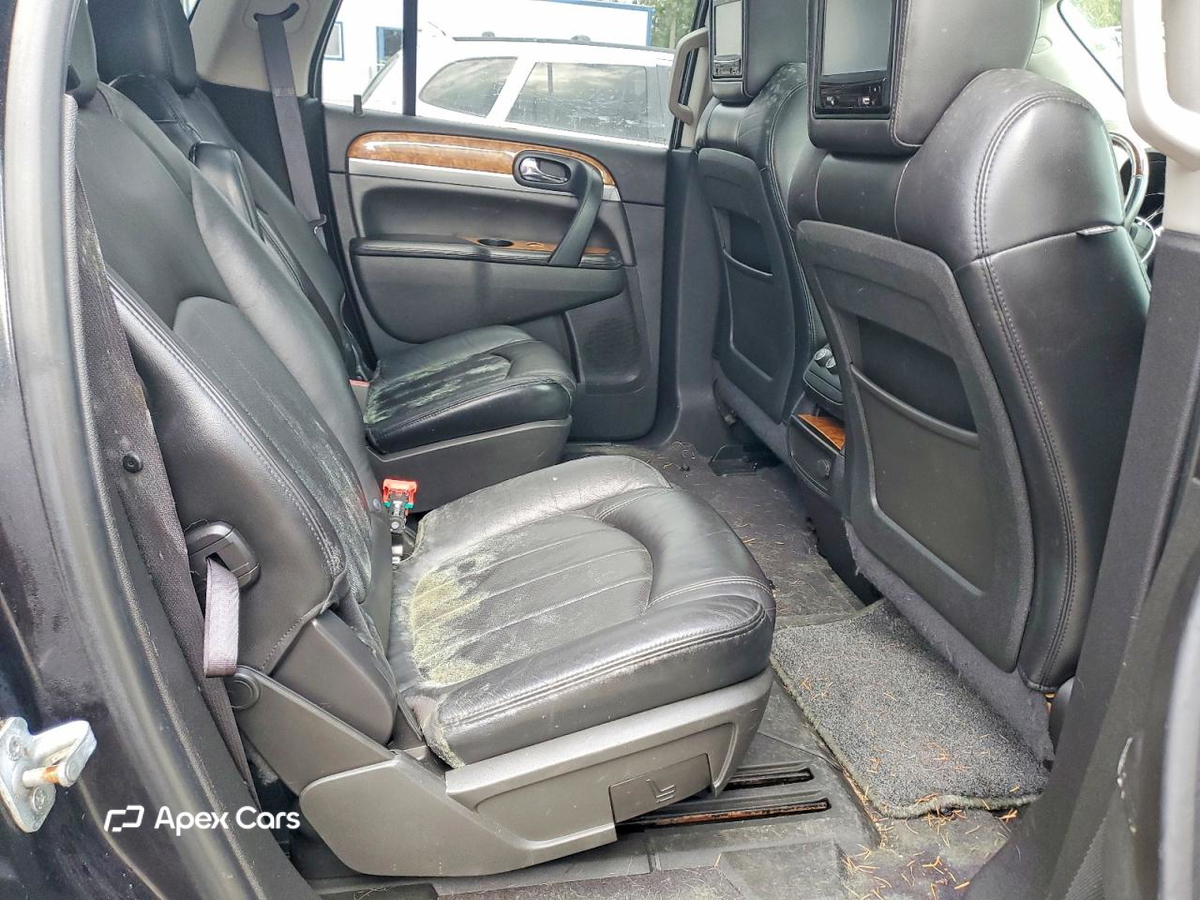 Buick Enclave 2011