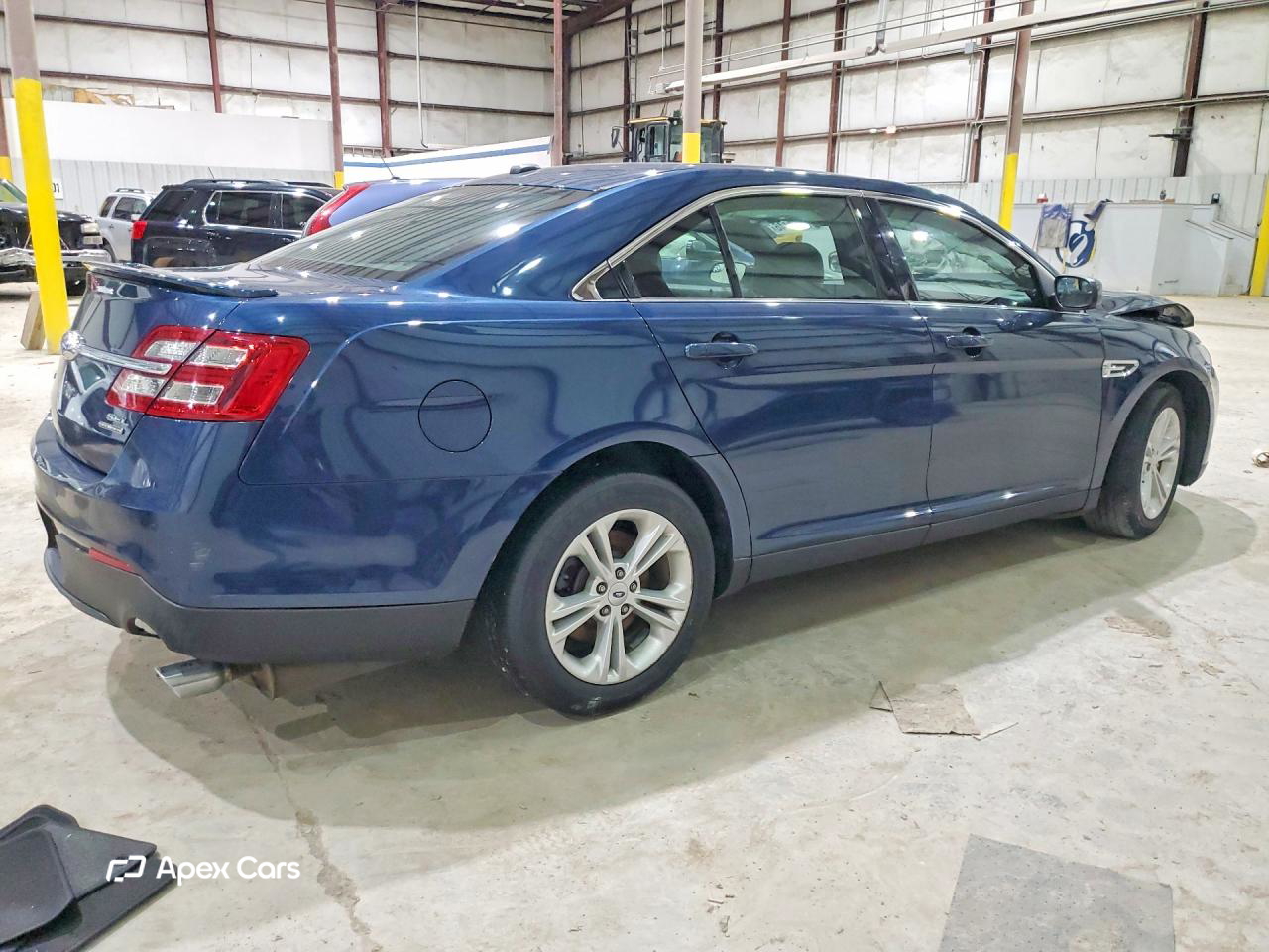 Ford Taurus 2016