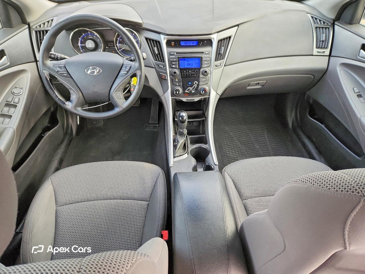 Hyundai Sonata 2012