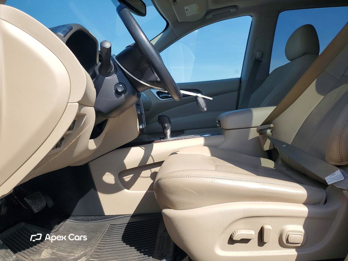 Nissan Pathfinder 2019