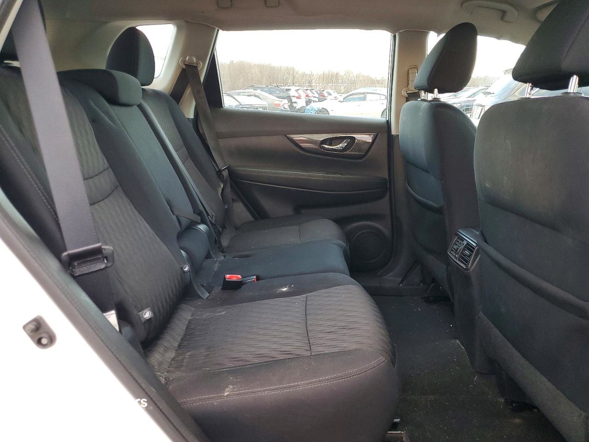 Nissan Rogue 2018