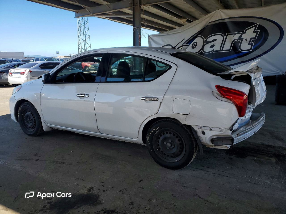 Nissan Versa 2014