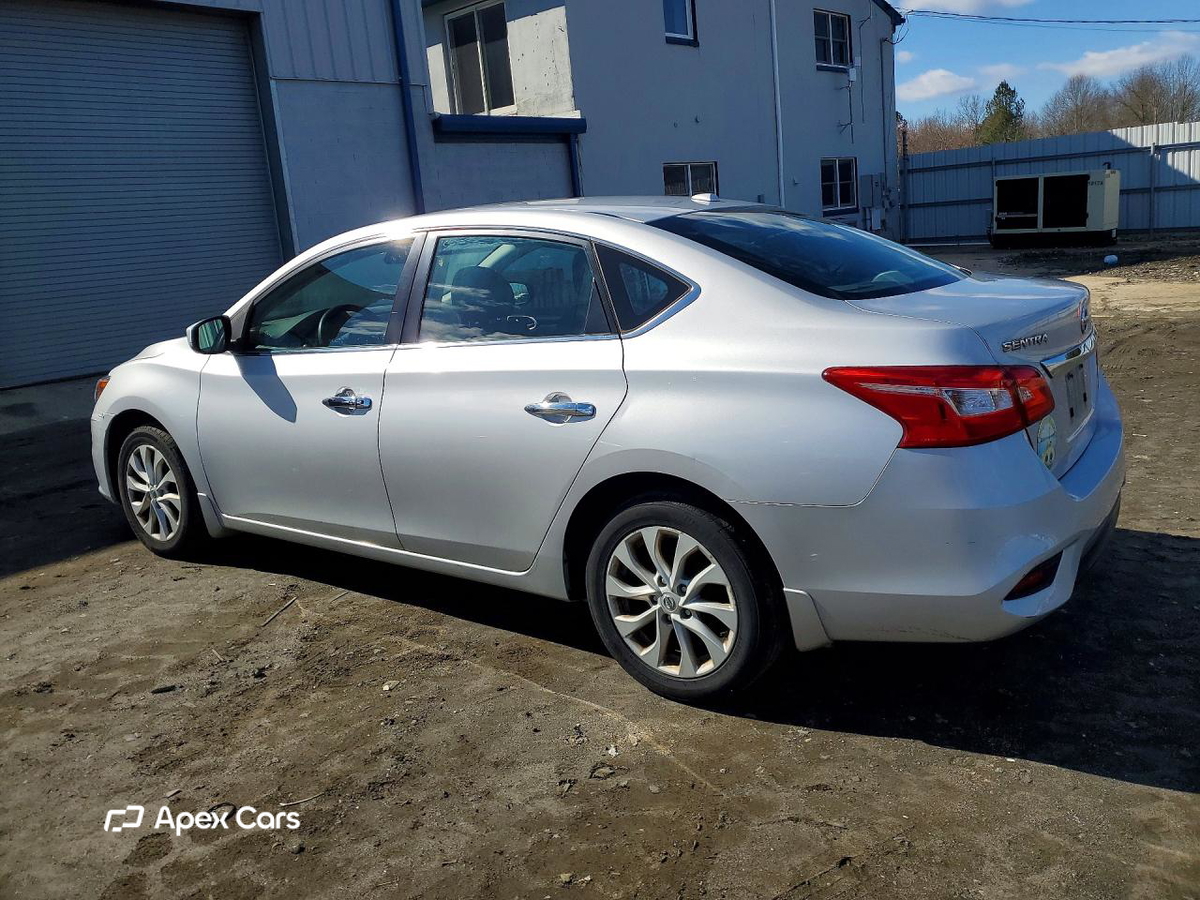 Nissan Sentra 2018