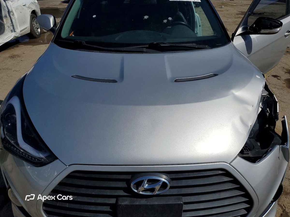 Hyundai Veloster 2015