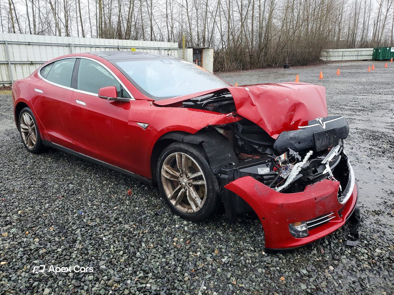 Tesla Model S 2015