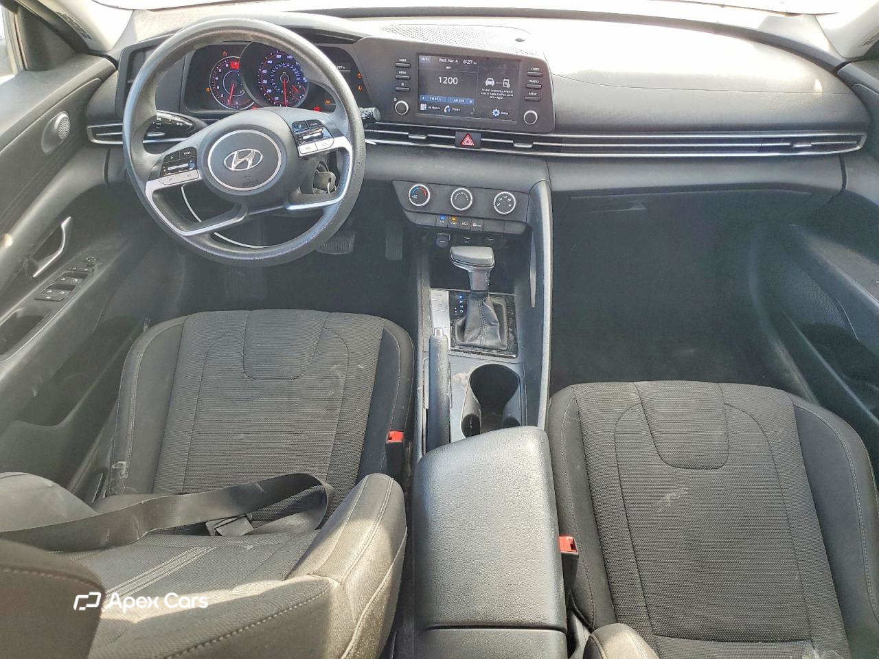 Hyundai Elantra 2021